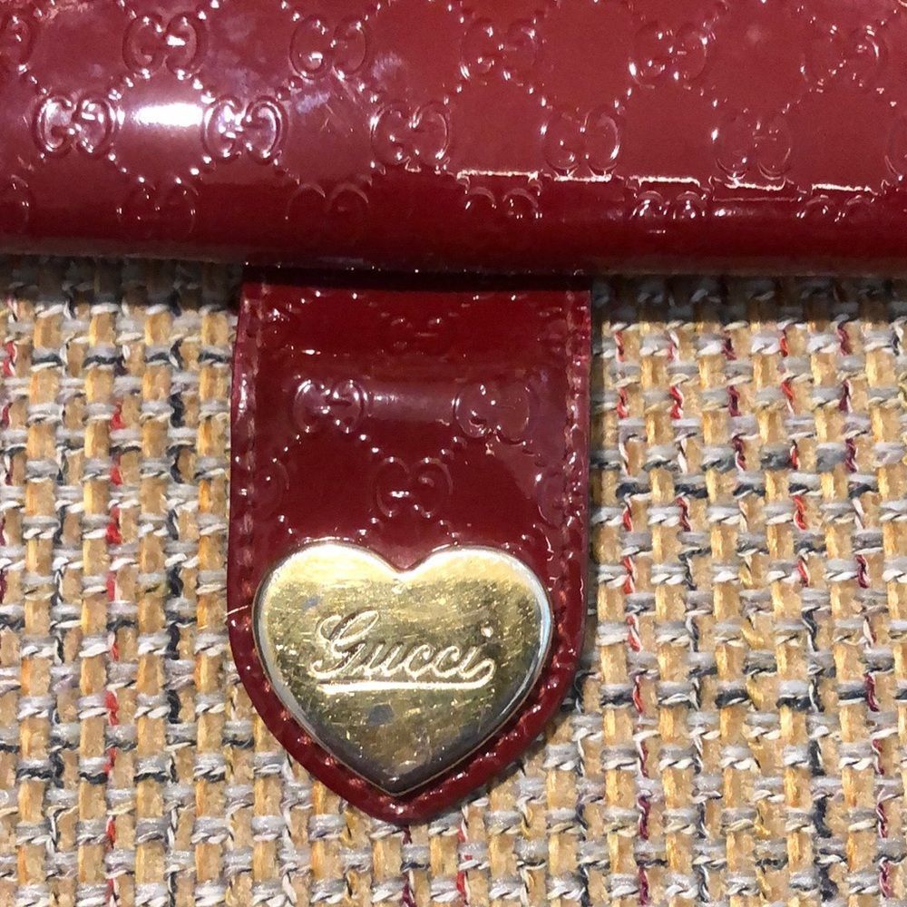GUCCI GUCCISSMA Wine Patent Leather Continental Bifold Wallet Gold Heart Lock - Picture 7 of 17
